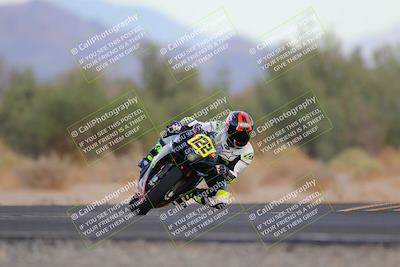 media/Sep-24-2022-CVMA (Sat) [[a45f954247]]/Race 14 Amateur Supersport Open/